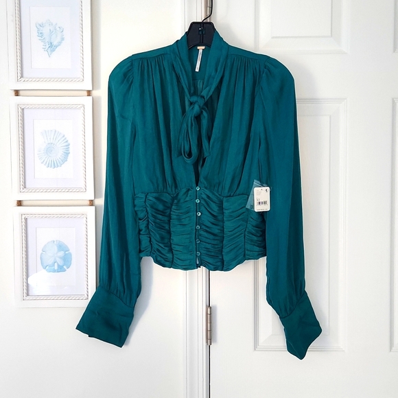 Free People, Meet Me There Ruched Button-Down Blouse, Green Balsam, Size XS, NWT - Picture 1 of 12